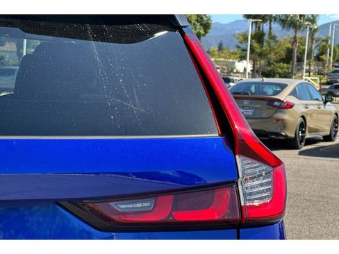 Used 2023 Honda CR-V Sport image 16