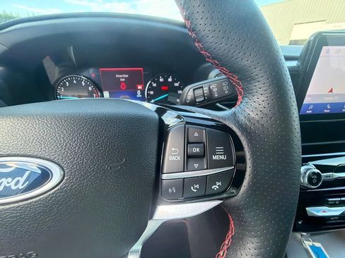 Used 2023 Ford Explorer ST-Line AWD/4WD image 39