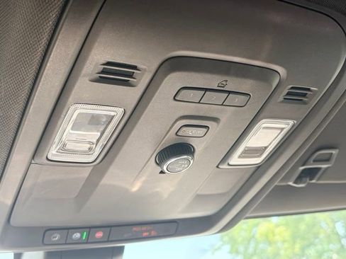 Used 2022 Chevrolet Tahoe LT RWD image 10