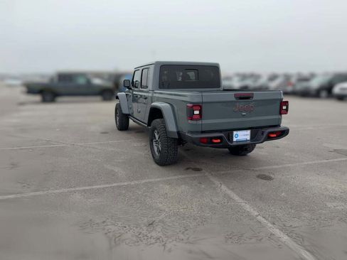 New 2026 Jeep Gladiator Mojave image 9