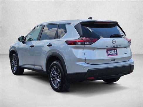 Used 2024 Nissan Rogue S AWD/4WD image 8