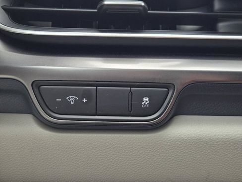 Certified 2025 Kia Carnival SX Prestige FWD image 23