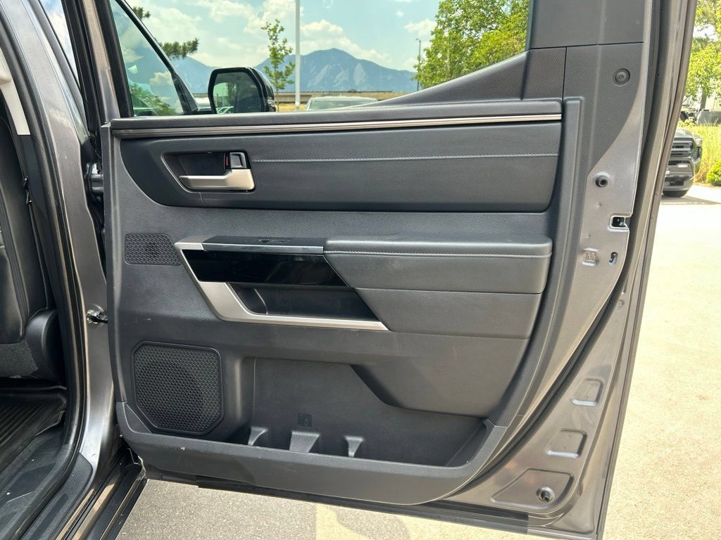 Used 2023 Toyota Tundra Limited AWD/4WD image 13
