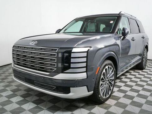 Certified 2026 Hyundai Palisade Calligraphy FWD image 31