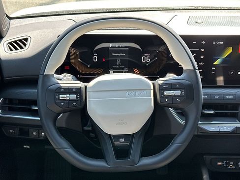 New 2026 Kia K4 GT-Line image 24