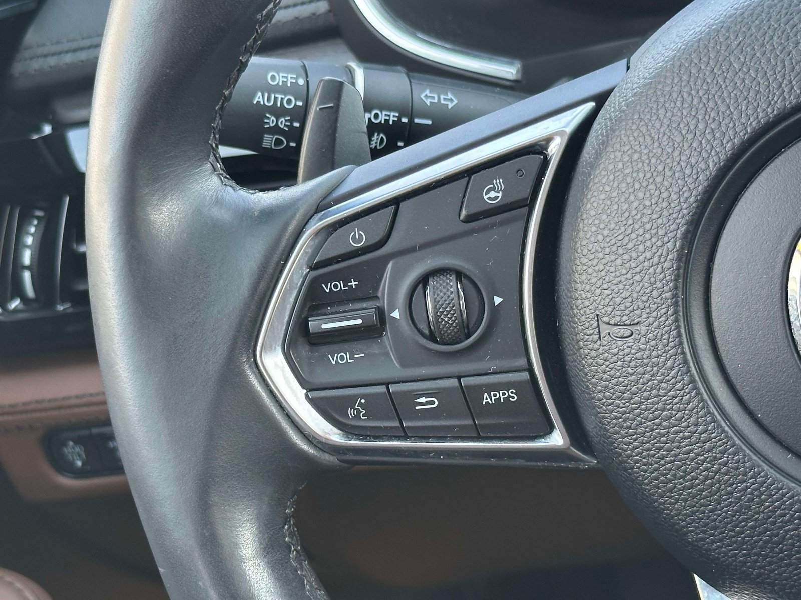 Used 2024 Acura MDX w/ Advance Package AWD/4WD image 24