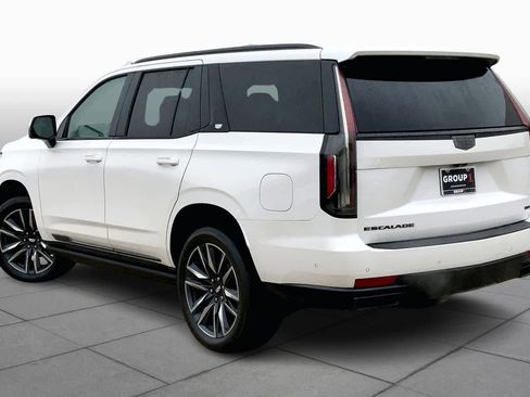 Used 2021 Cadillac Escalade Sport w/ Driver Assist Tech Package image 11