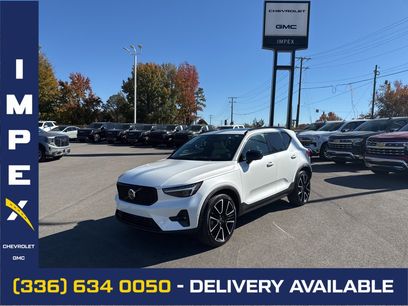 Used 2024 Volvo XC40 B5 Ultimate w/ Protection Package Premier