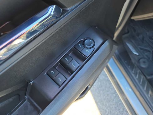 Used 2023 Chevrolet Colorado LT w/ LT Convenience Package image 18