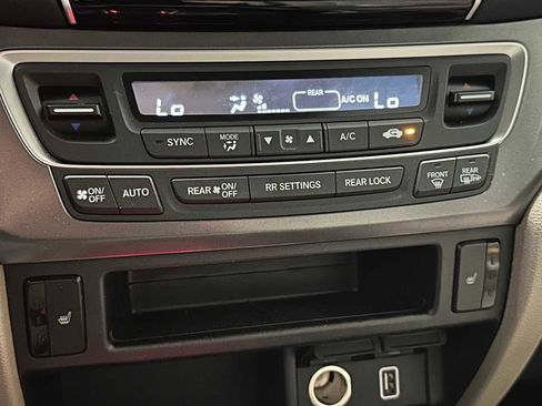 Used 2022 Honda Pilot EX-L image 15