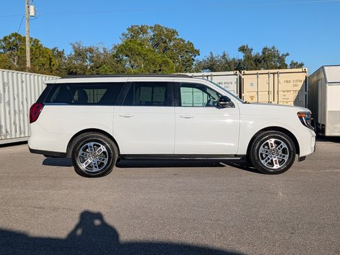 Certified 2025 Ford Expedition Max Active image 3