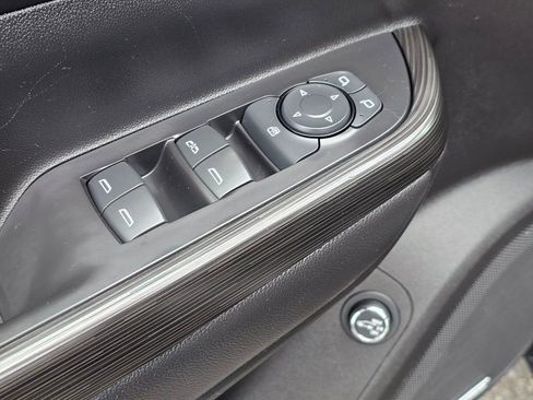 Used 2019 GMC Acadia SLT w/ Black Edition image 35