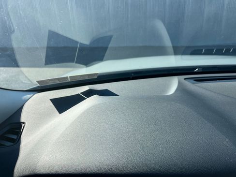 Used 2025 Volvo V60 B5 Cross Country Plus image 34