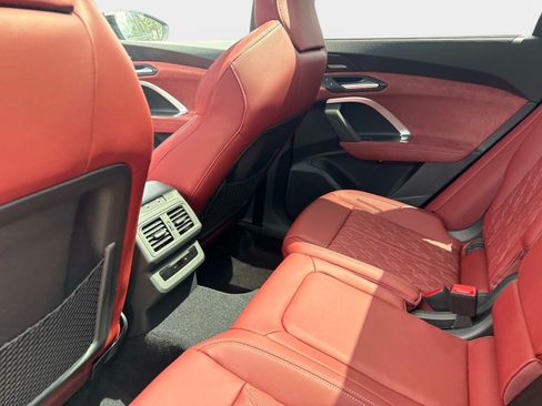 New 2026 Audi SQ5 Premium Plus AWD/4WD image 14