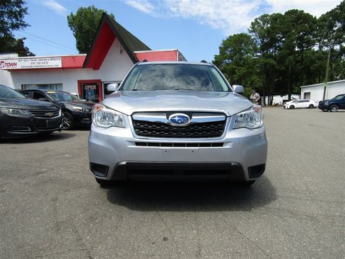 Used 2015 Subaru Forester 2.5i Premium w/ Protection Package #1 AWD/4WD image 3