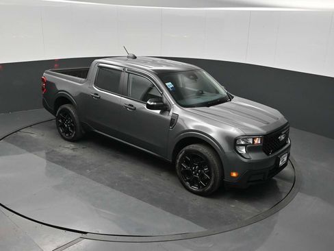 Used 2025 Ford Maverick XLT w/ XLT Luxury Package image 9