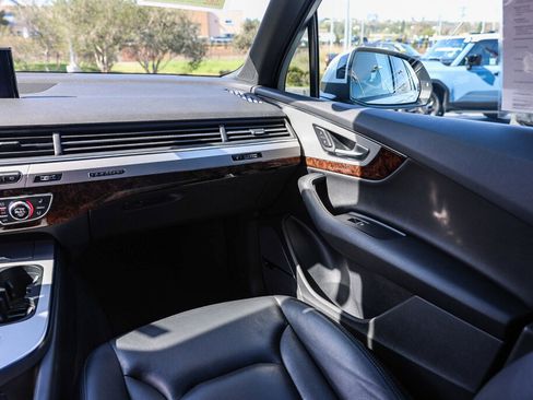 Used 2019 Audi Q7 2.0T Premium Plus w/ Premium Plus Package image 7