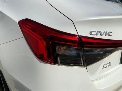 Used 2023 Honda Civic Sport image 27