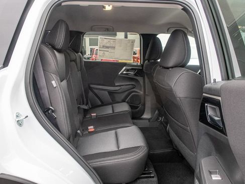 New 2025 Mitsubishi Outlander ES AWD/4WD image 14