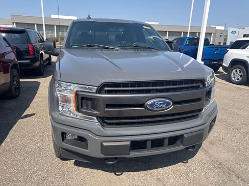 Used 2018 Ford F150 XLT w/ Equipment Group 302A Luxury image 5