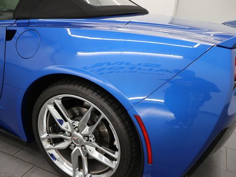 Used 2014 Chevrolet Corvette Stingray Convertible w/ 2LT Preferred Equipment Group RWD image 25