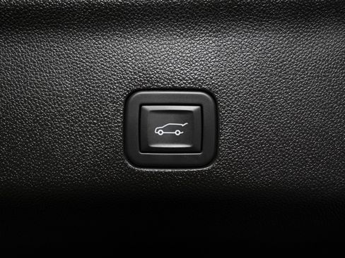 Used 2026 Chevrolet Tahoe RST w/ RST Performance Edition image 15