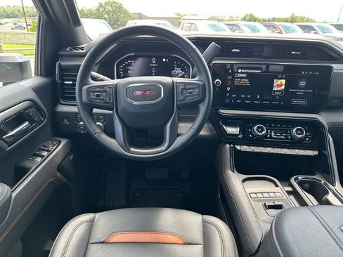 Used 2026 GMC Sierra 2500 AT4 w/ AT4 Premium Plus Package AWD/4WD image 30