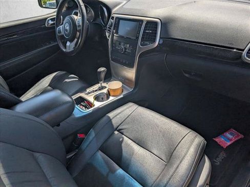 Used 2013 Jeep Grand Cherokee Laredo AWD/4WD image 21