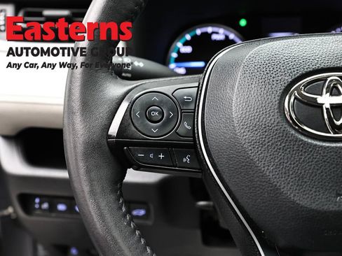 Used 2022 Toyota RAV4 XLE w/ Convenience Package AWD/4WD image 15
