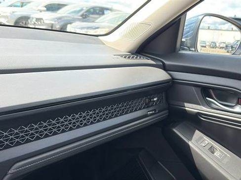 Used 2023 Honda Accord EX image 21