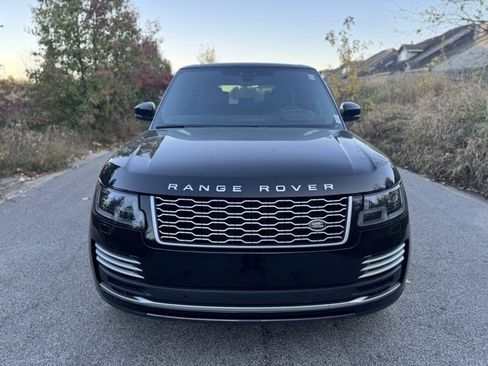 Used 2022 Land Rover Range Rover Autobiography image 3