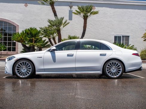 Used 2024 Mercedes-Benz S 63 AMG S image 3