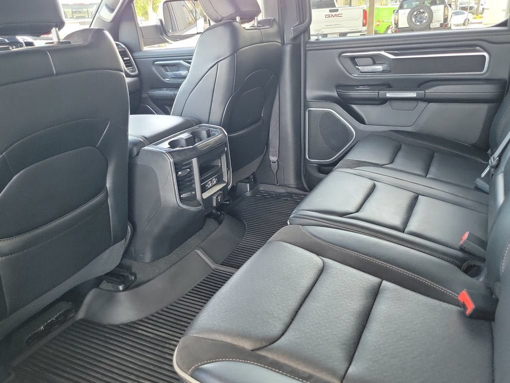 Used 2022 RAM 1500 Laramie w/ Sport Appearance Package AWD/4WD image 14