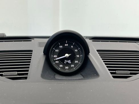 Certified 2025 Porsche 911 Carrera image 13