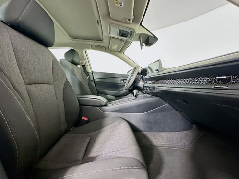 Used 2023 Honda Accord EX image 29