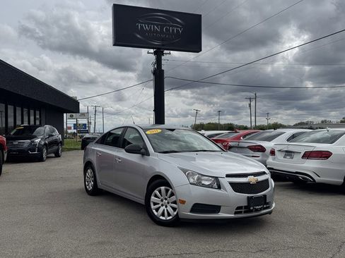 Used 2011 Chevrolet Cruze LS w/ Connectivity Package FWD image 1