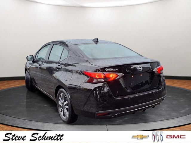 Used 2025 Nissan Versa SV FWD image 3
