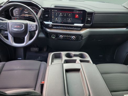 Used 2023 GMC Sierra 1500 Elevation RWD image 9