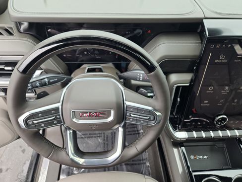 Used 2026 GMC Yukon XL Elevation w/ Elevation Premium Package image 10