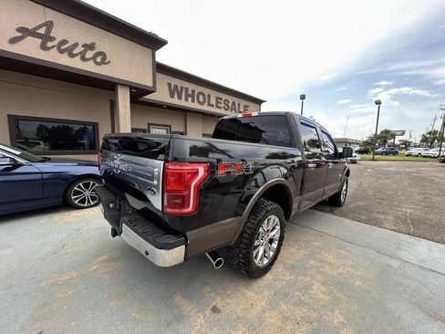Used 2015 Ford F150 King Ranch w/ Equipment Group 601A Luxury AWD/4WD image 4