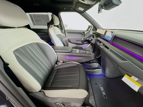 New 2026 Kia EV9 GT-Line image 30