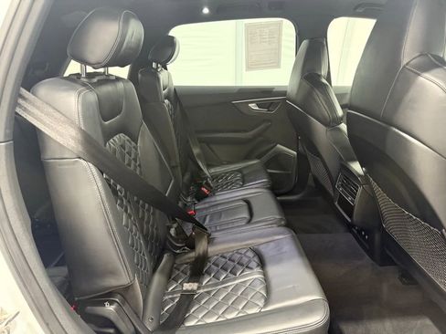 Used 2021 Audi SQ7 Premium Plus w/ Driver Assistance Package image 28