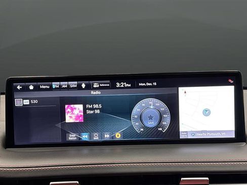 Used 2024 Genesis GV70 2.5T w/ Sport Prestige Package image 19