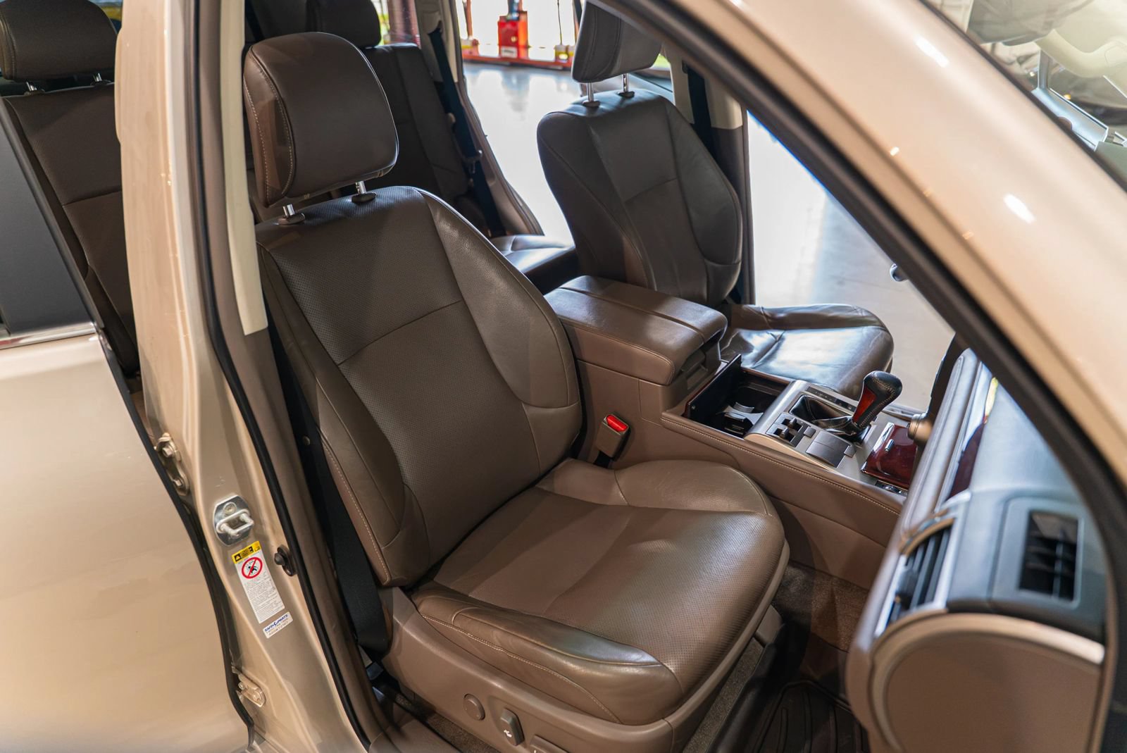 Used 2011 Lexus GX 460 w/ Convenience Pkg AWD/4WD image 38
