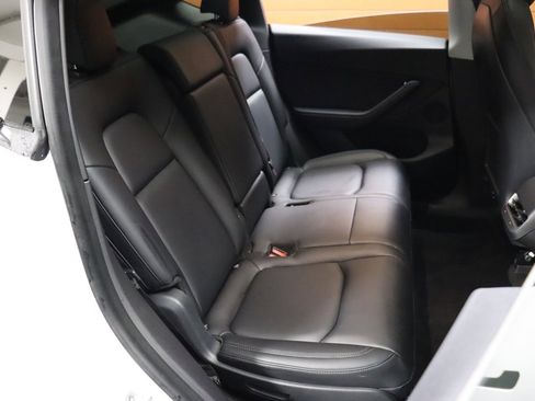 Used 2023 Tesla Model Y Long Range image 47