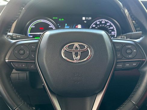 Used 2022 Toyota Camry XSE FWD image 21