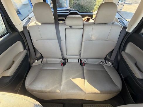 Used 2016 Subaru Forester 2.5i Limited image 19