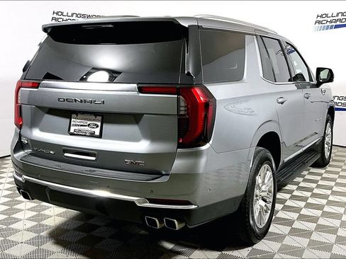 Used 2025 GMC Yukon Denali AWD/4WD image 9