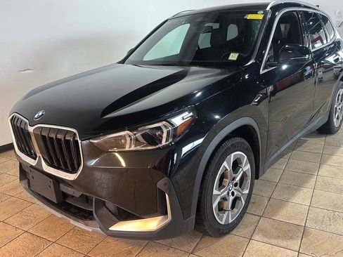 Used 2023 BMW X1 xDrive28i AWD/4WD image 1