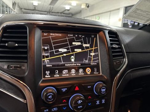 Used 2015 Jeep Grand Cherokee Summit AWD/4WD image 28
